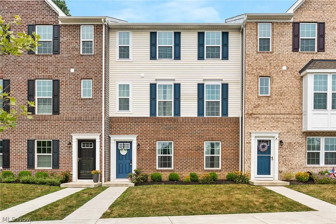 1670 N Eckert Lane, Akron, OH 44313 - #1