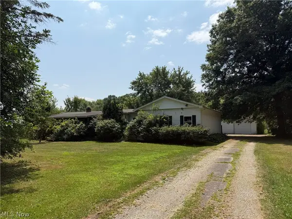 6300 Summers Road, Hartsgrove, OH 44099