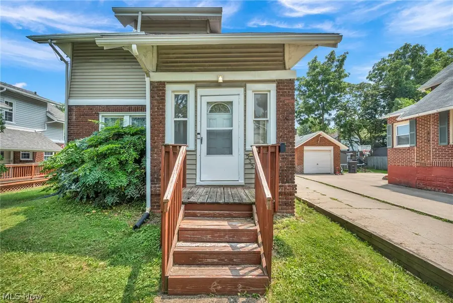 535 Brittain Road, Akron, OH 44305 - #2
