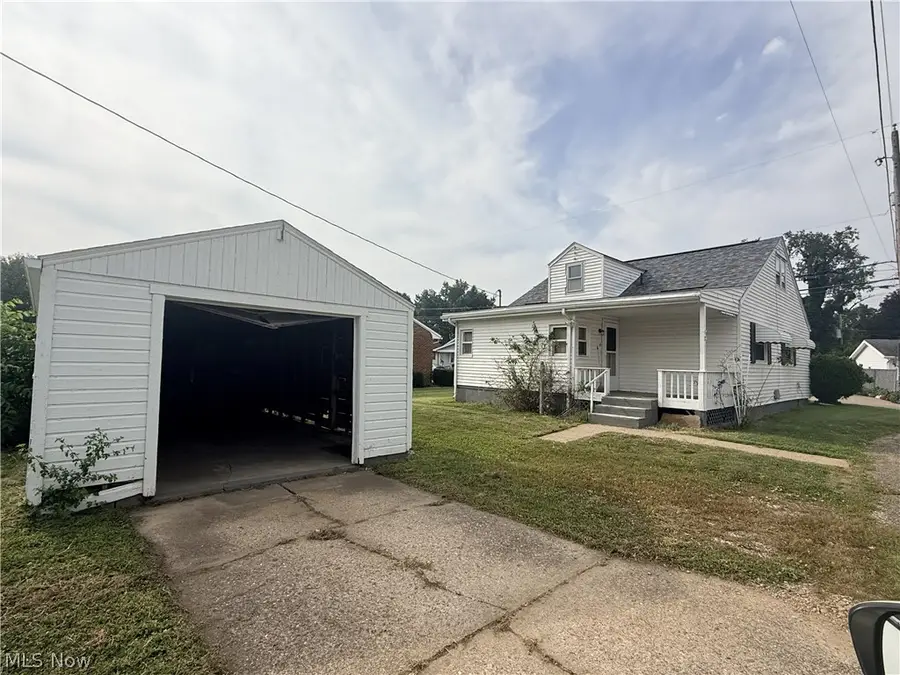630 Cedar Nw Lane, New Philadelphia, OH 44663 - #3