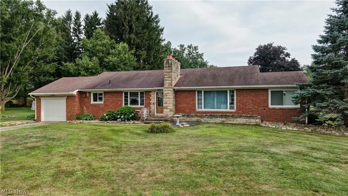 3122 Sweitzer Nw Street, Uniontown, OH 44685 - #1
