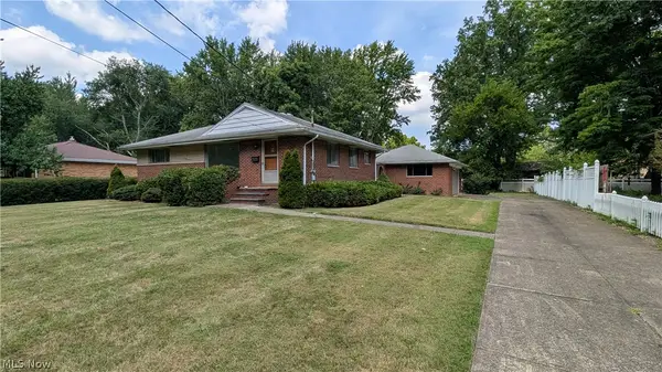 27540 Hollywood Drive, Westlake, OH 44145