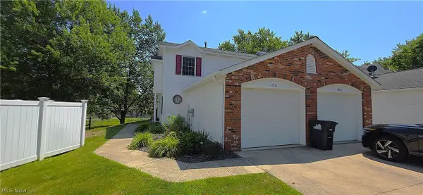 1811 Meadowland Drive, Brunswick, OH 44212