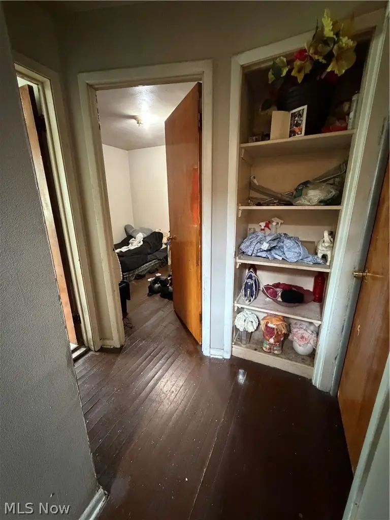 4106 E 150th Street, Cleveland, OH 44128 - #3