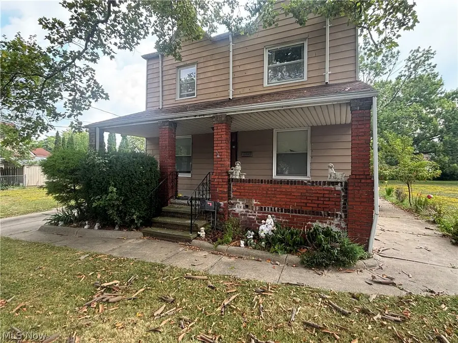 831 Whitcomb Road, Cleveland, OH 44110 - #2