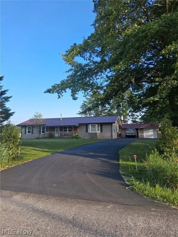 6874 Hammond Corners Road, Pierpont, OH 44082