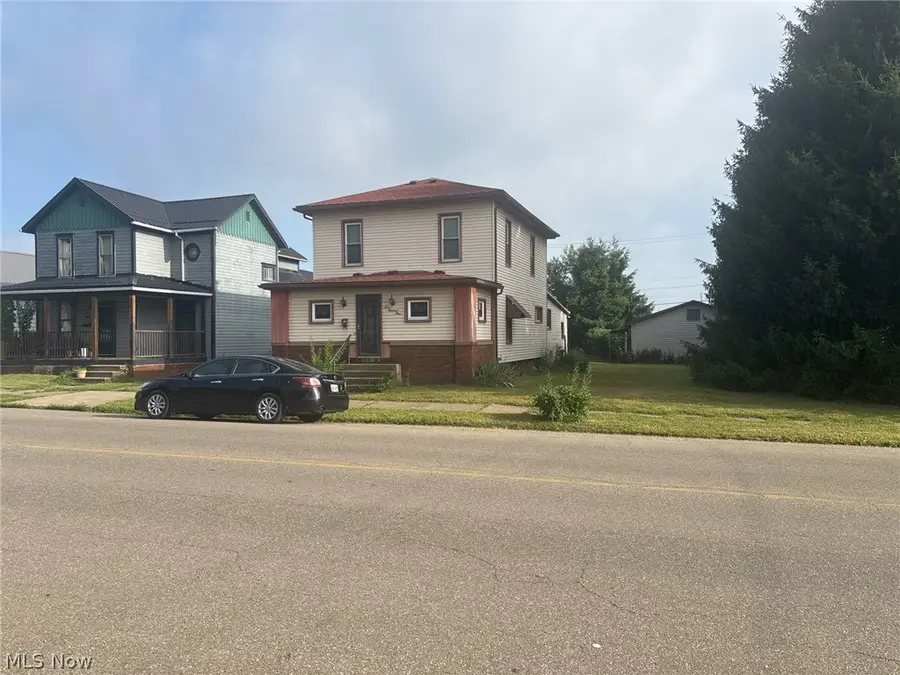 309 E 1st Street, Uhrichsville, OH 44683 - #2