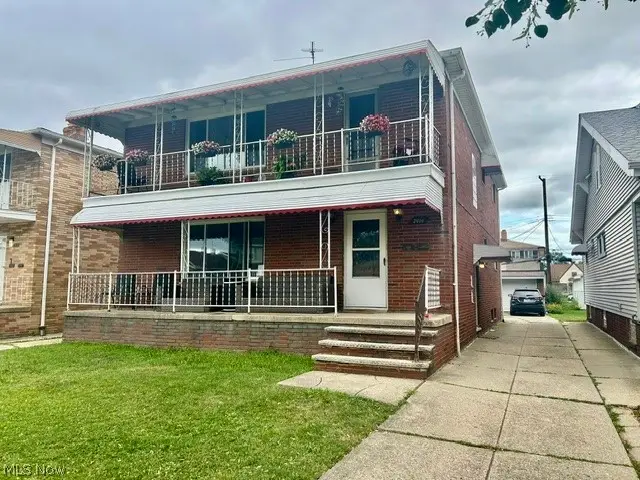 7414 Dorothy Avenue, Parma, OH 44129 - #2