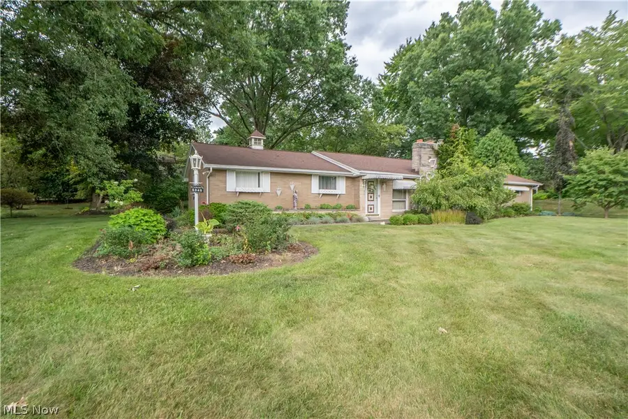 5345 Schario Nw Road, Canton, OH 44718 - #2