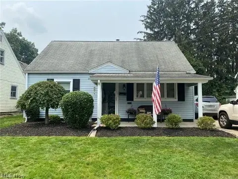 256 S Roanoke Avenue, Austintown, OH 44515