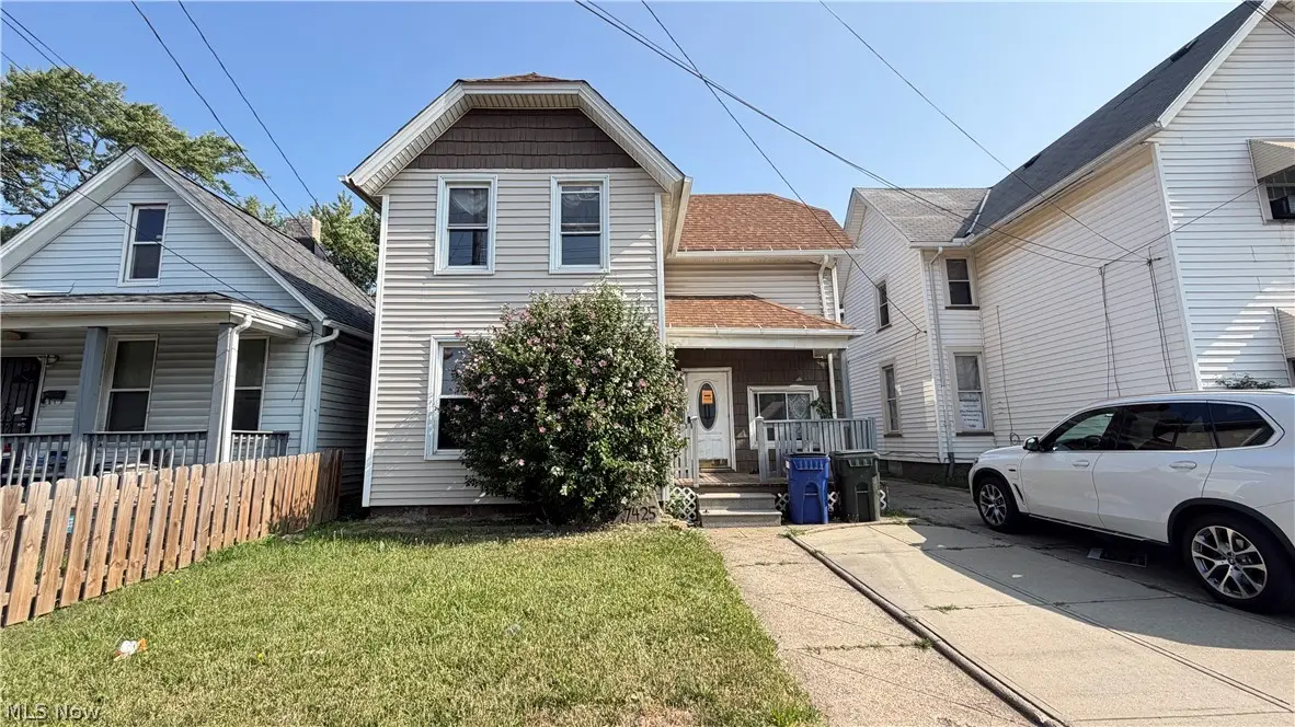 7425 Harvard Avenue, Cleveland, OH 44105 - #1