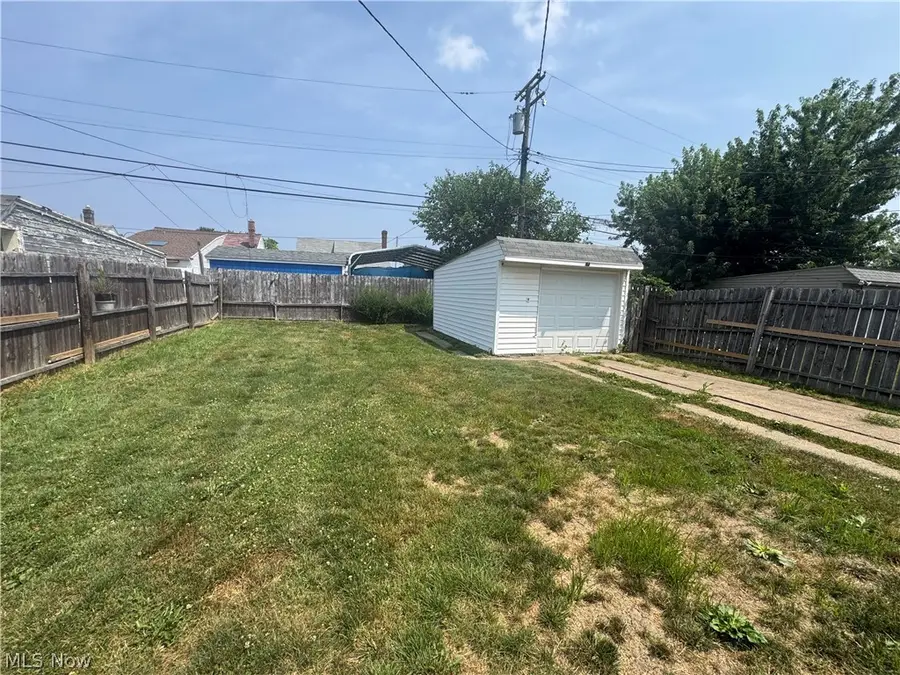 13612 Ellwood Avenue, Cleveland, OH 44135 - #3