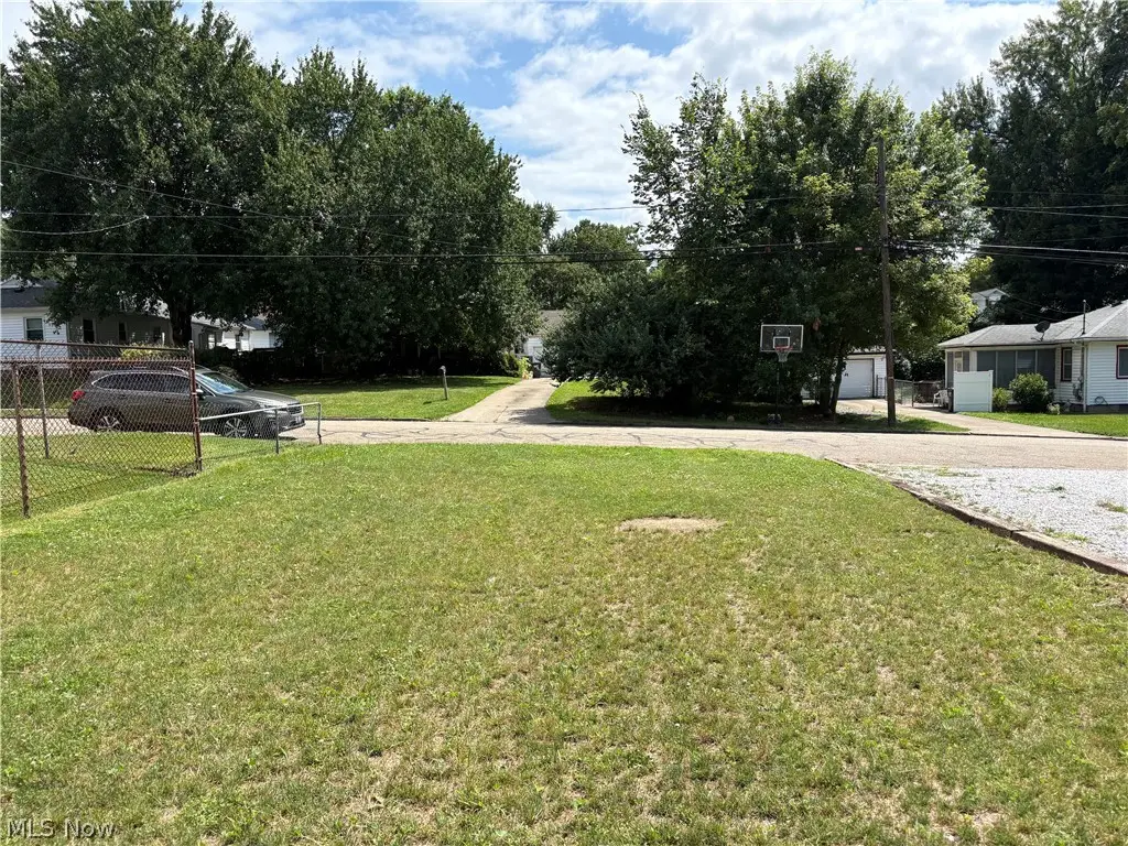 491 Taft Avenue, Barberton, OH 44203 - #1