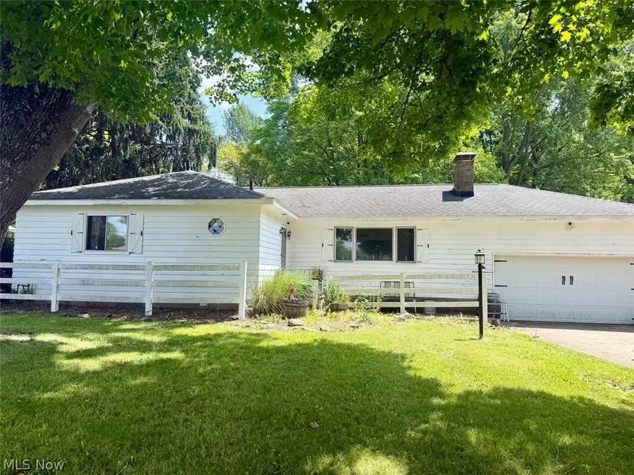 2597 Seifert Lewis Road, Hubbard, OH 44425 - #2