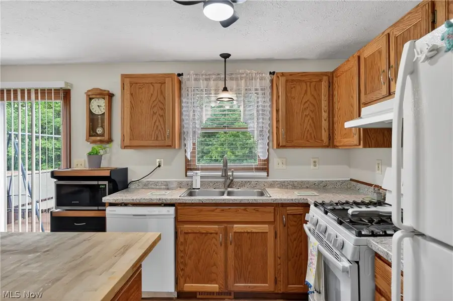 50 Ridge Top Circle, Doylestown, OH 44230 - #3