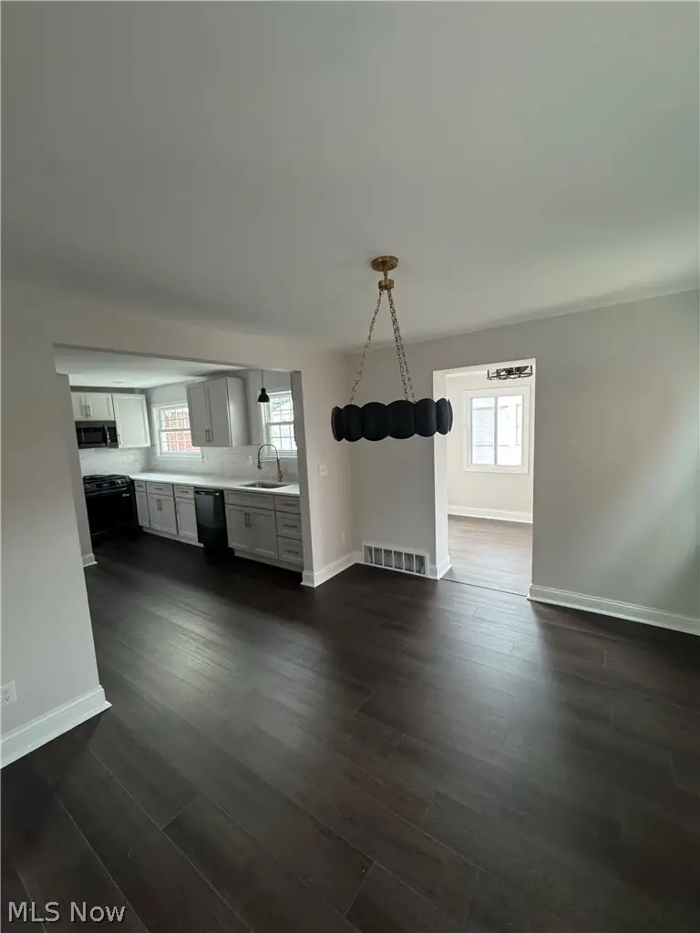 17012 Eldamere Avenue, Cleveland, OH 44128 - #3