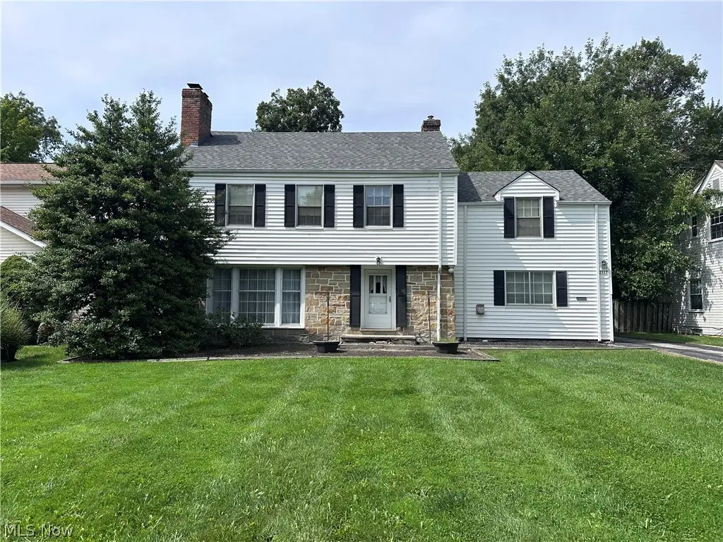 2332 S Belvoir Boulevard, University Heights, OH 44118 - #1