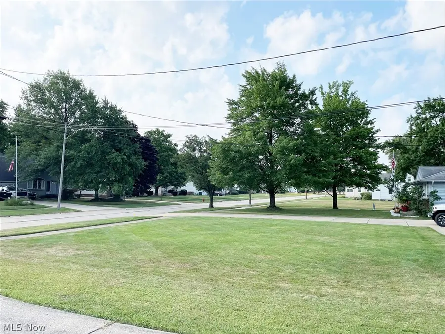 716 Franklin Boulevard, Highland Heights, OH 44143 - #3