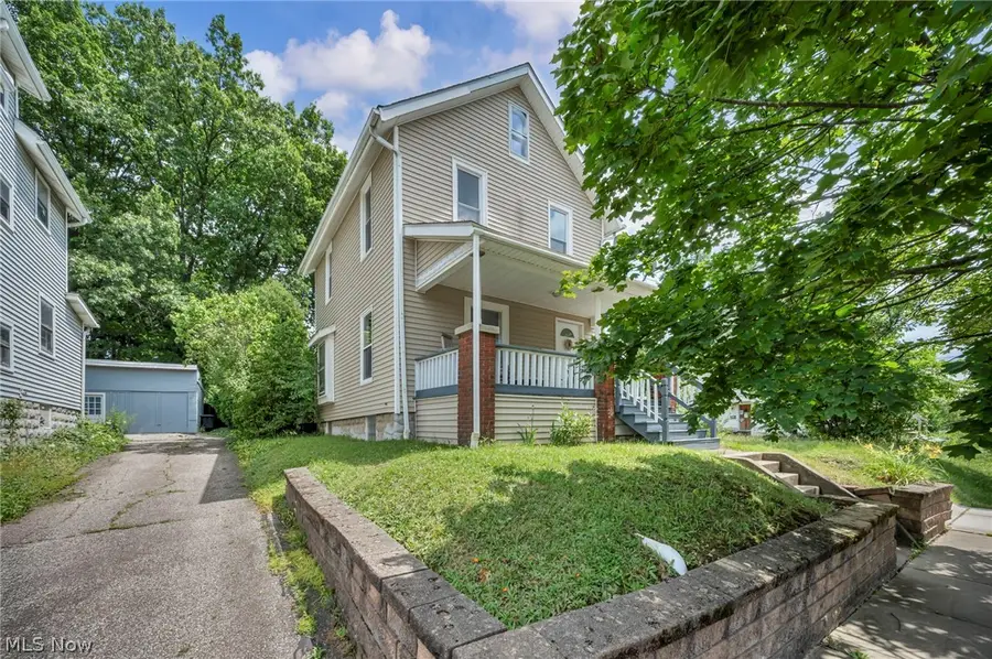 2103 13th Sw Street, Akron, OH 44314 - #3