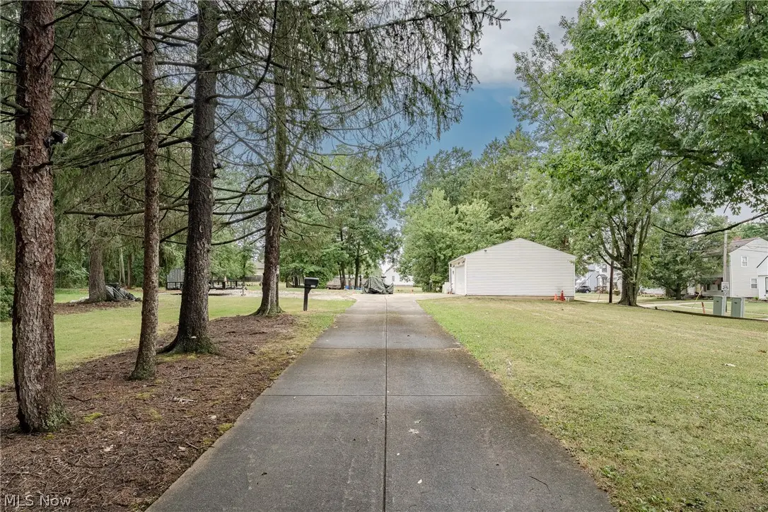 5570 Dunham Road, Maple Heights, OH 44137 - #1