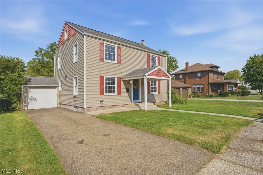1031 3rd Ne Street, Massillon, OH 44646 - #2