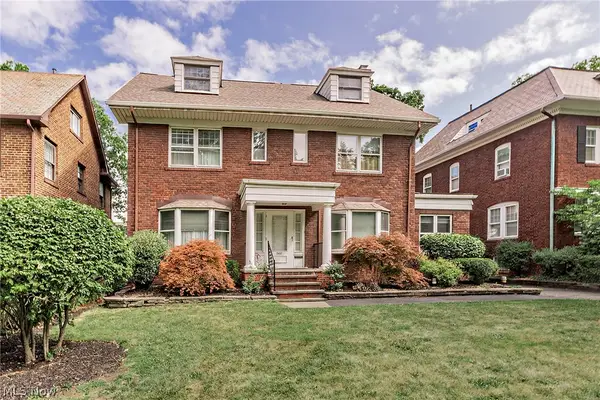 2657 Edgehill Road, Cleveland Heights, OH 44106