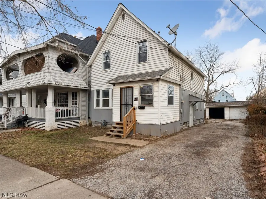 4002 Ardmore Avenue, Cleveland, OH 44109 - #3