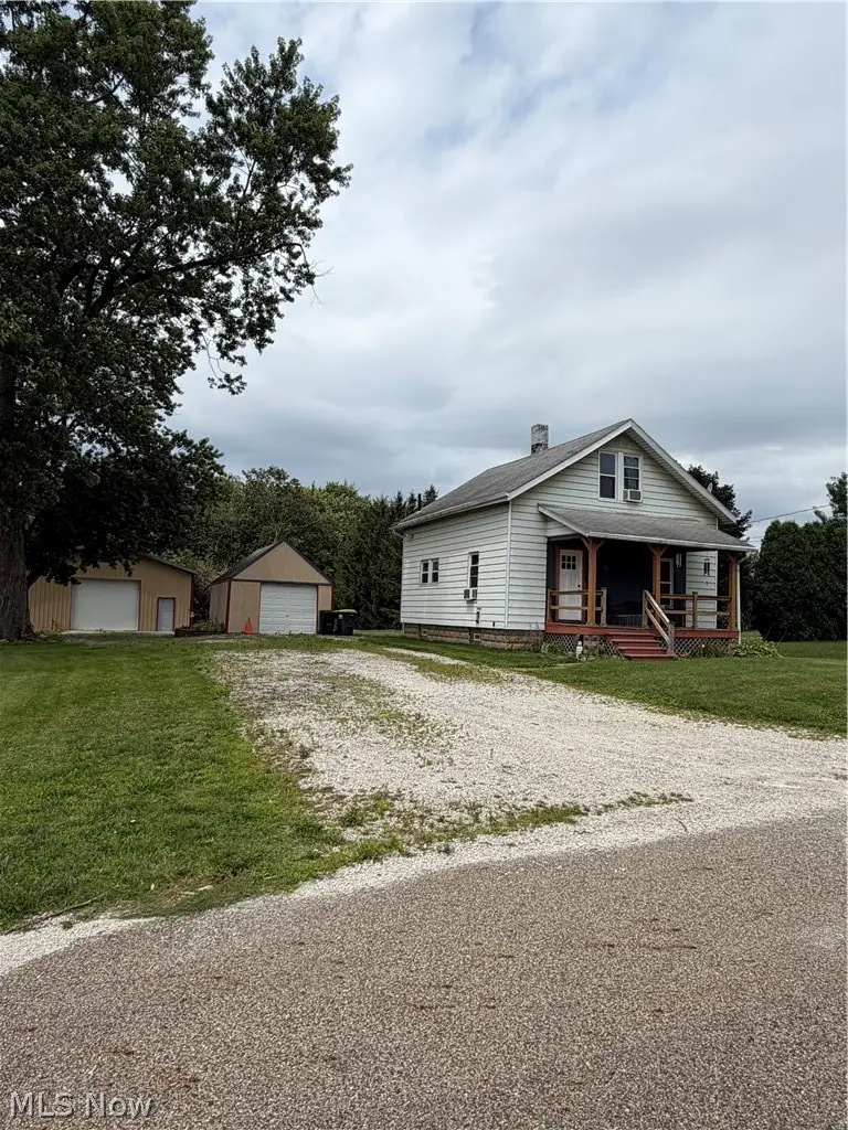 3857 Violand Street, Louisville, OH 44641 - #1