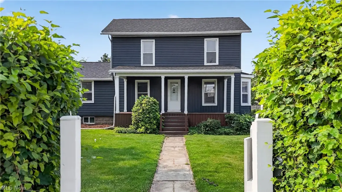 40 E Market Street, Seville, OH 44273 - #1