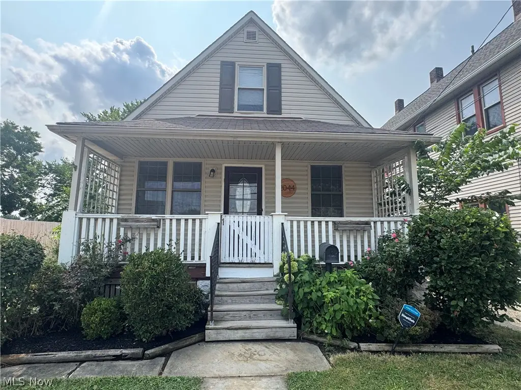 2044 Halstead, Lakewood, OH 44107 - #1