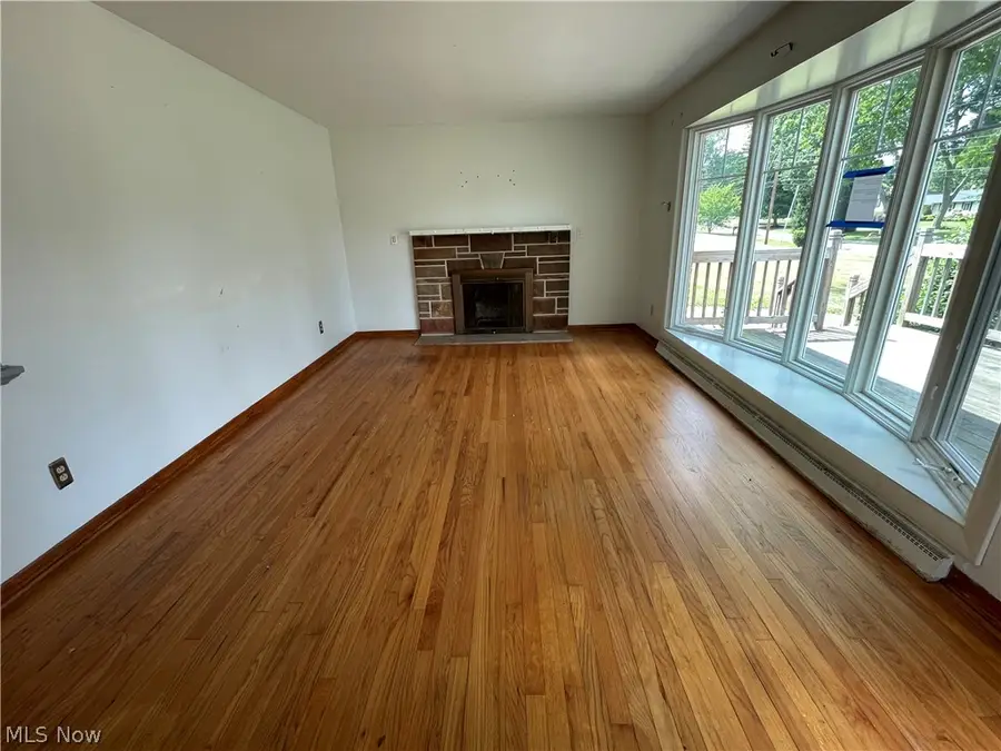 5724 Bonnie Lou Drive, New Franklin, OH 44319 - #2