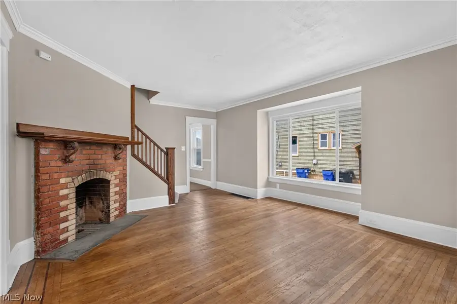 18104 Windward Road, Cleveland, OH 44119 - #3
