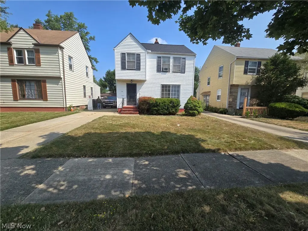 4069 Hinsdale Road, Cleveland, OH 44121 - #1