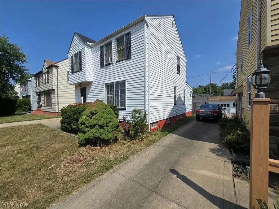 4069 Hinsdale Road, Cleveland, OH 44121 - #2