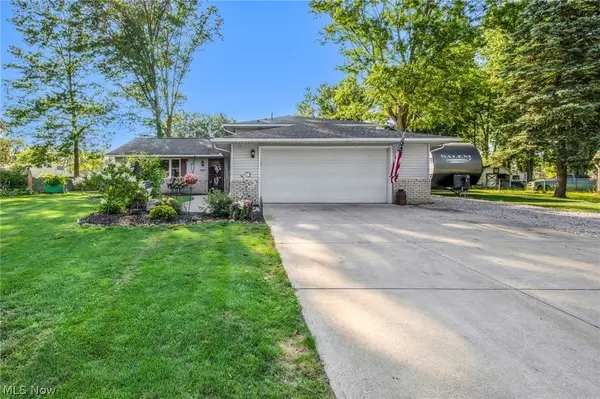 5872 Emerald Street, North Ridgeville, OH 44039