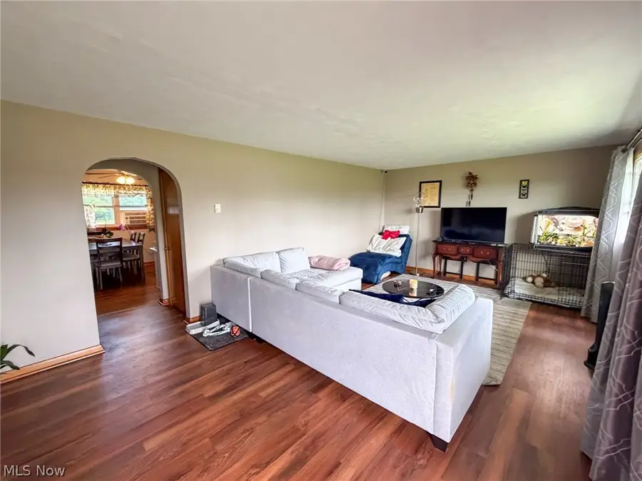 568 12th Nw Street, Carrollton, OH 44615 - #2