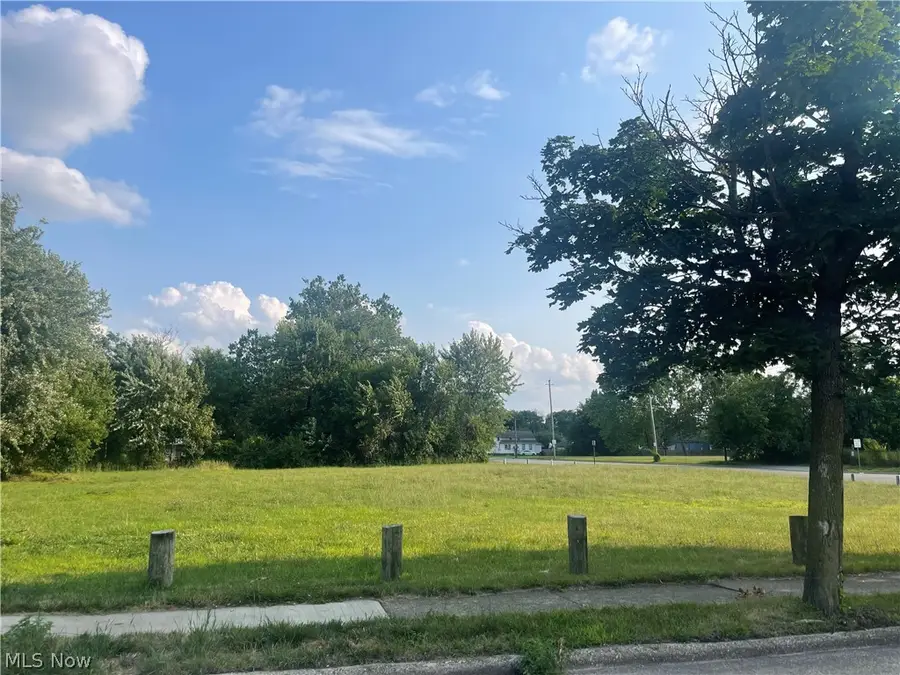 5611 Huss, Cleveland, OH 44105 - #2