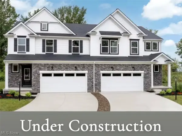2085 Glenmont Drive, Brunswick, OH 44212