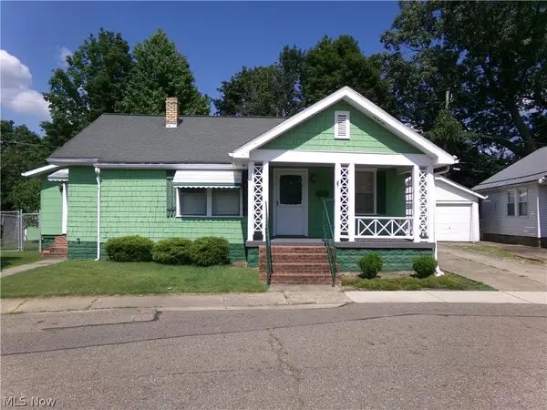 824 Grandview Avenue, Coshocton, OH 43812