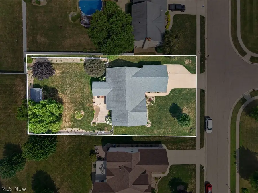 11051 Trenton Nw Road, Uniontown, OH 44685 - #3