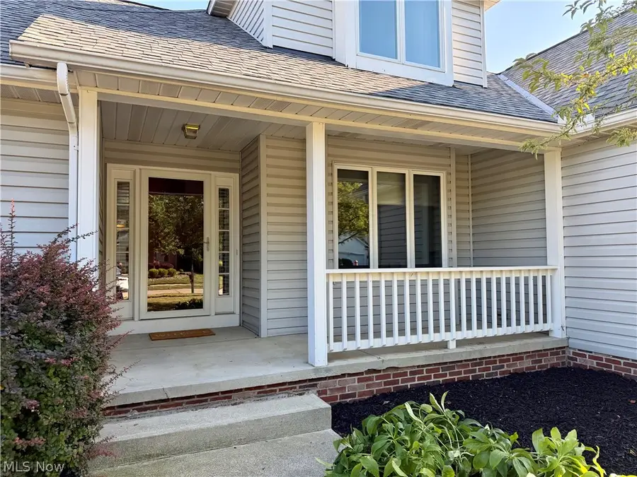 38390 Westminster Lane, Willoughby, OH 44094 - #2