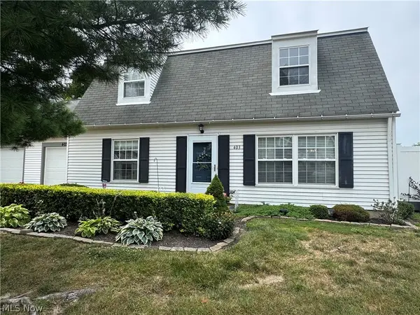 8080 Harbor Creek Drive #403, Mentor on the Lake, OH 44060