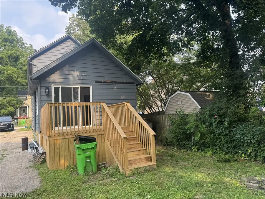163 19th Nw Street, Barberton, OH 44203 - #2