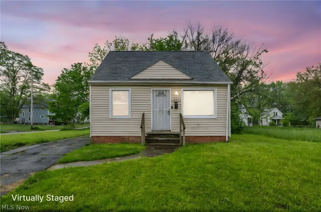 10212 Benham Avenue, Cleveland, OH 44105 - #1