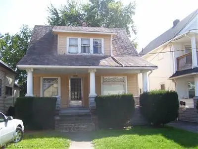 6924 Kazimier Avenue, Cleveland, OH 44105
