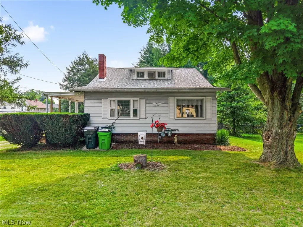 823 N Rockhill Avenue, Alliance, OH 44601 - #1