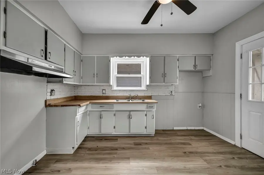 9825 Macon Avenue, Cleveland, OH 44102 - #3