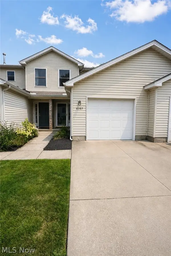 6387 Forest Park Drive, North Ridgeville, OH 44039