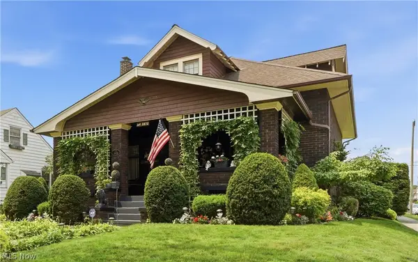 3972 Washington Park Boulevard, Newburgh Heights, OH 44105