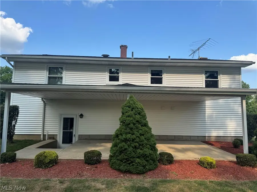 2370 Oak Trace Street, Youngstown, OH 44515 - #2